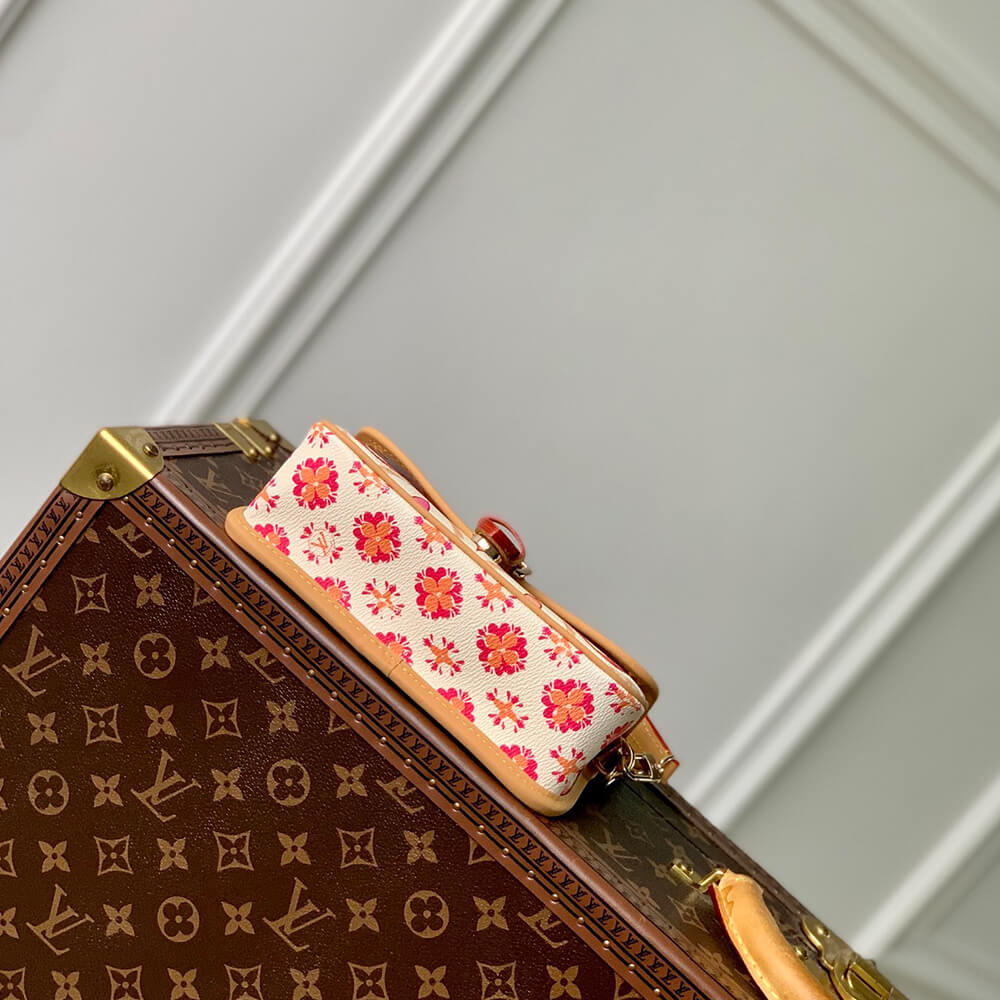 LV Nano Diane