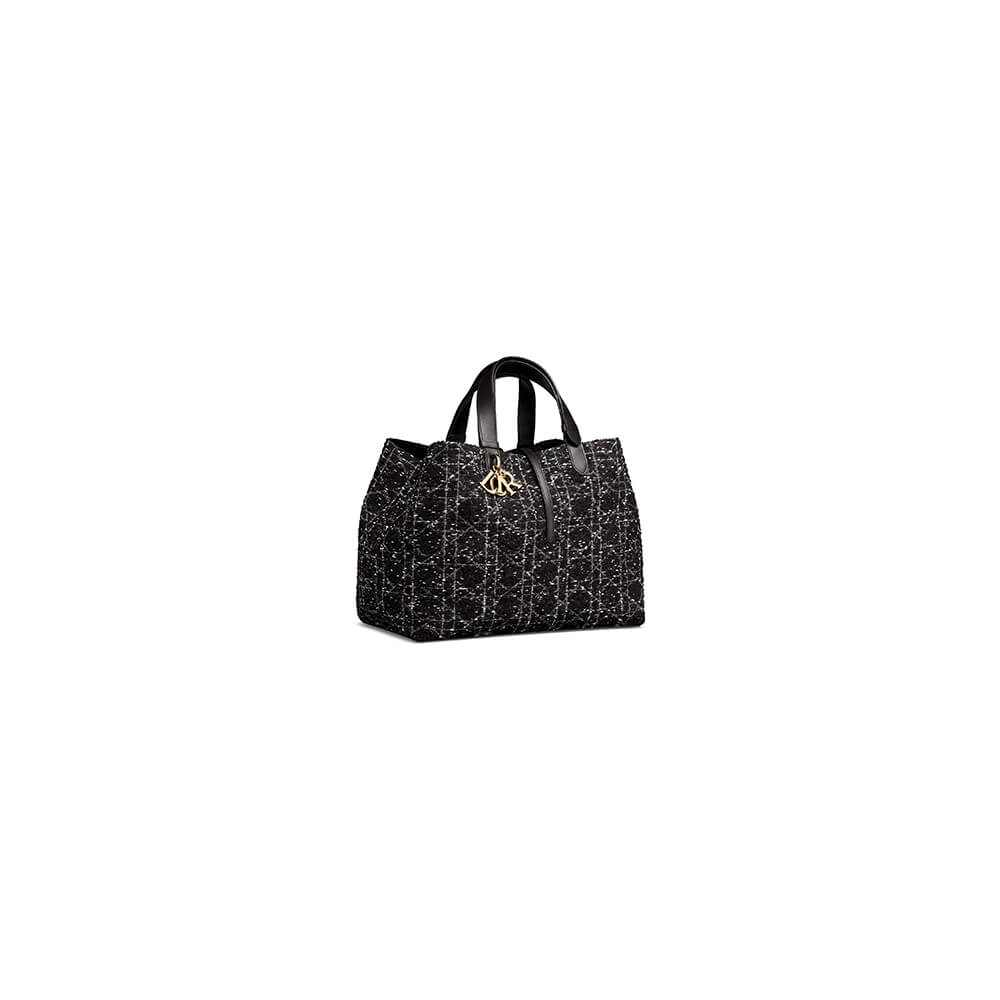 large D*or toujours bag