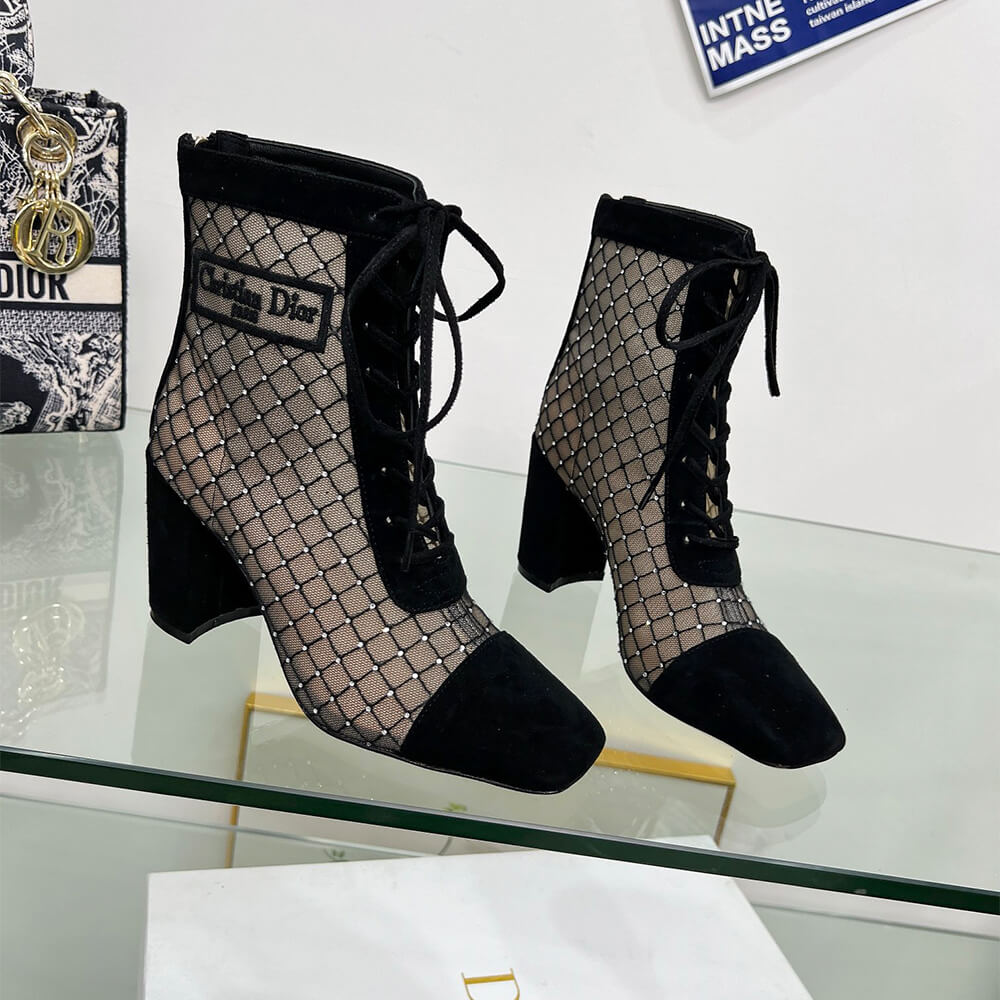 D*or naughtily-d heeled ankle boot
