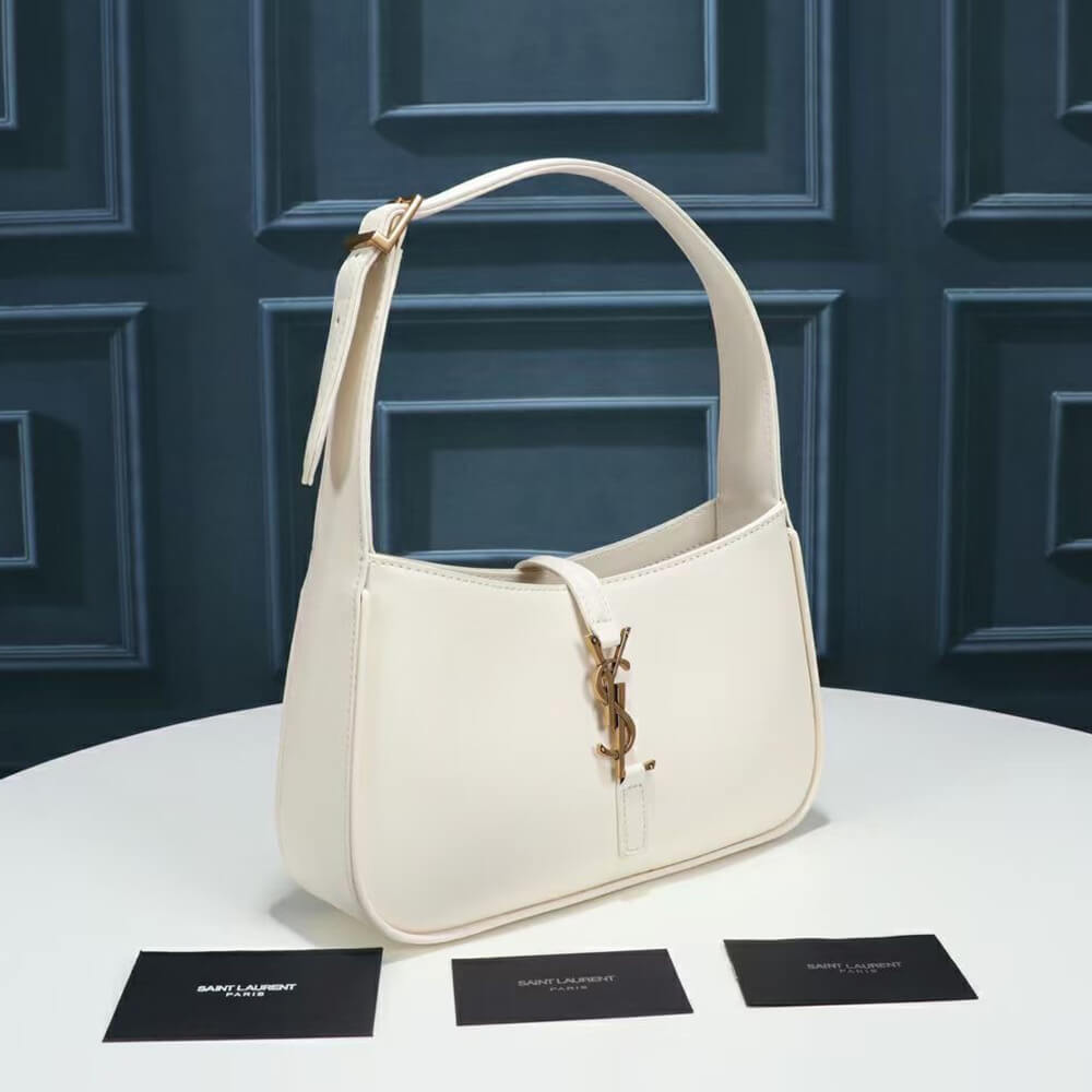 YSL LE 5 À 7 bag in smooth leather