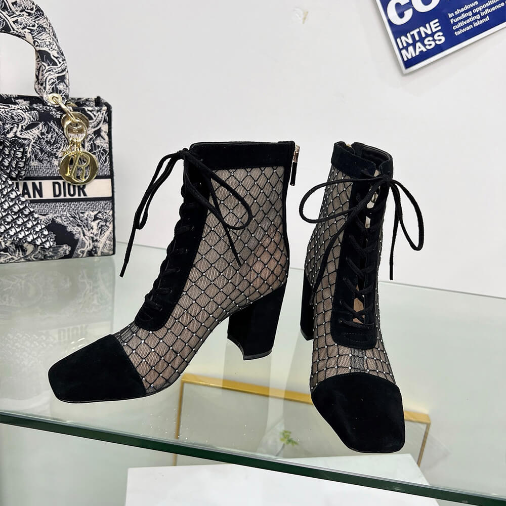 D*or naughtily-d heeled ankle boot