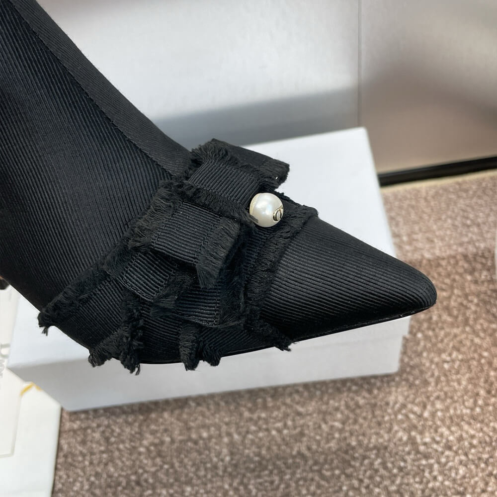 D*or aD*orable heeled ankle boot