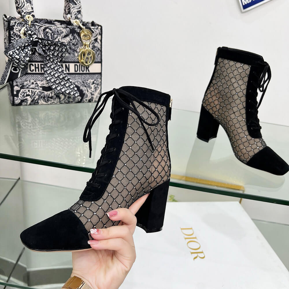 D*or naughtily-d heeled ankle boot