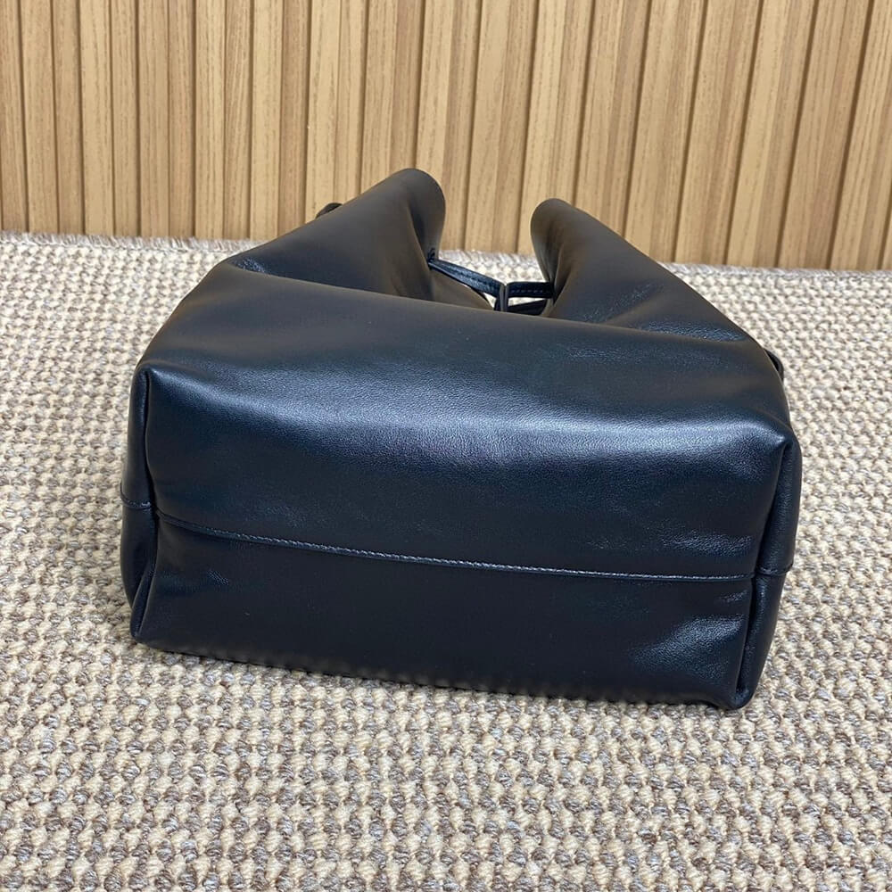 YSL PARIS VII pochon in lambskin