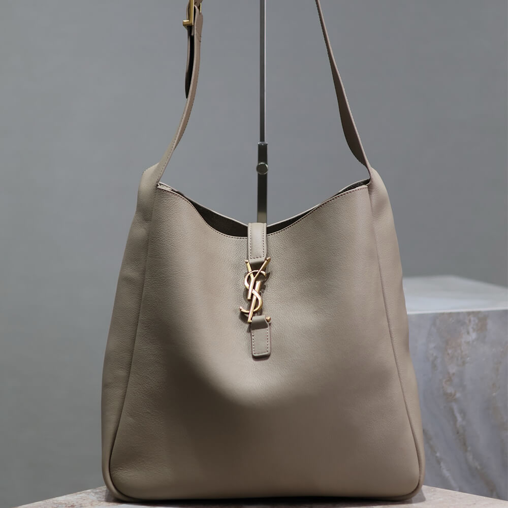 ysl le 5 À 7 S*pple large