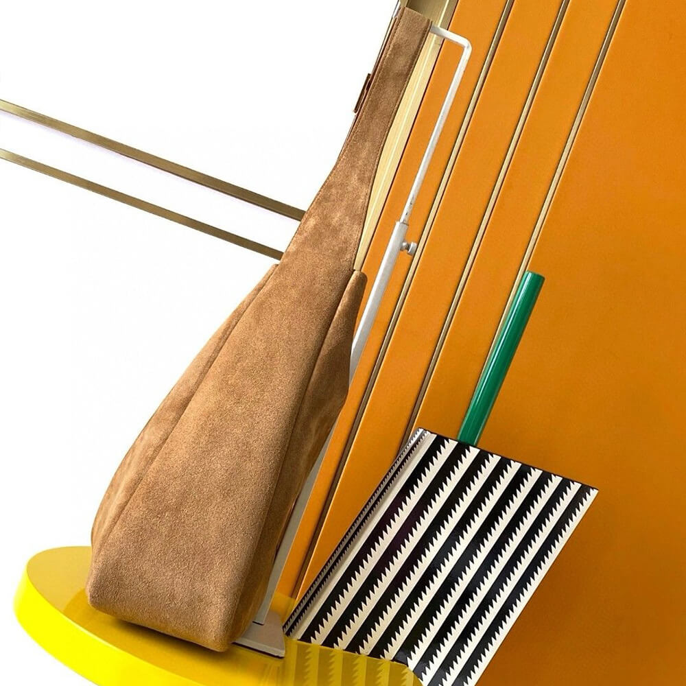 ysl le 5 À 7 S*pple suede large