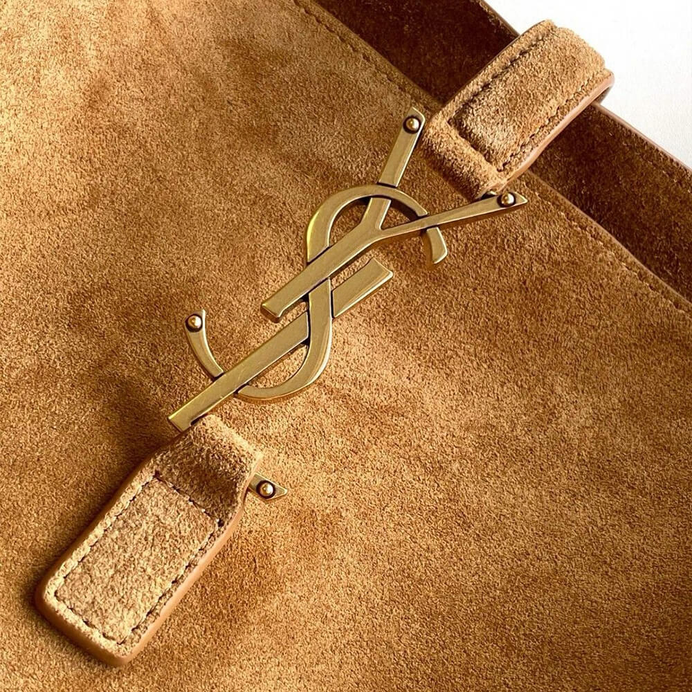 ysl le 5 À 7 S*pple suede large