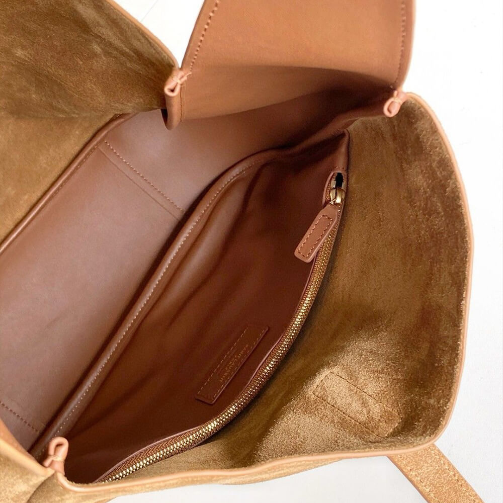 ysl le 5 À 7 S*pple suede large