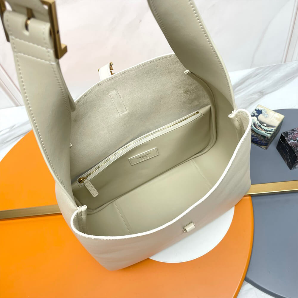 ysl le 5 À 7 S*pple large