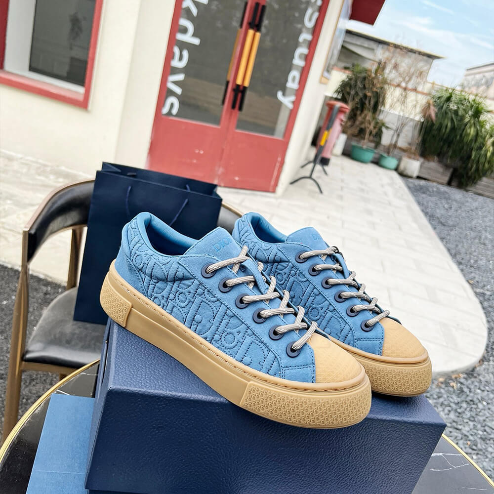 D*or b33 sneaker