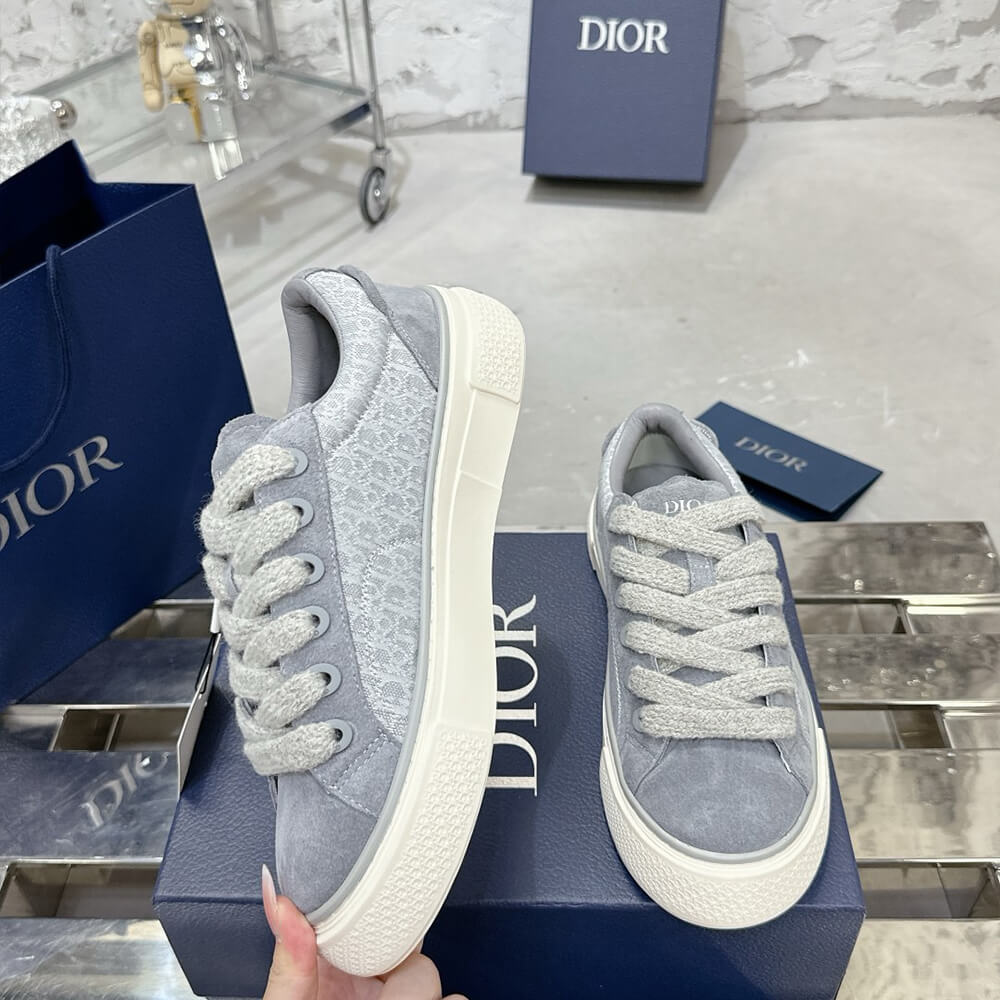 D*or b33 sneaker