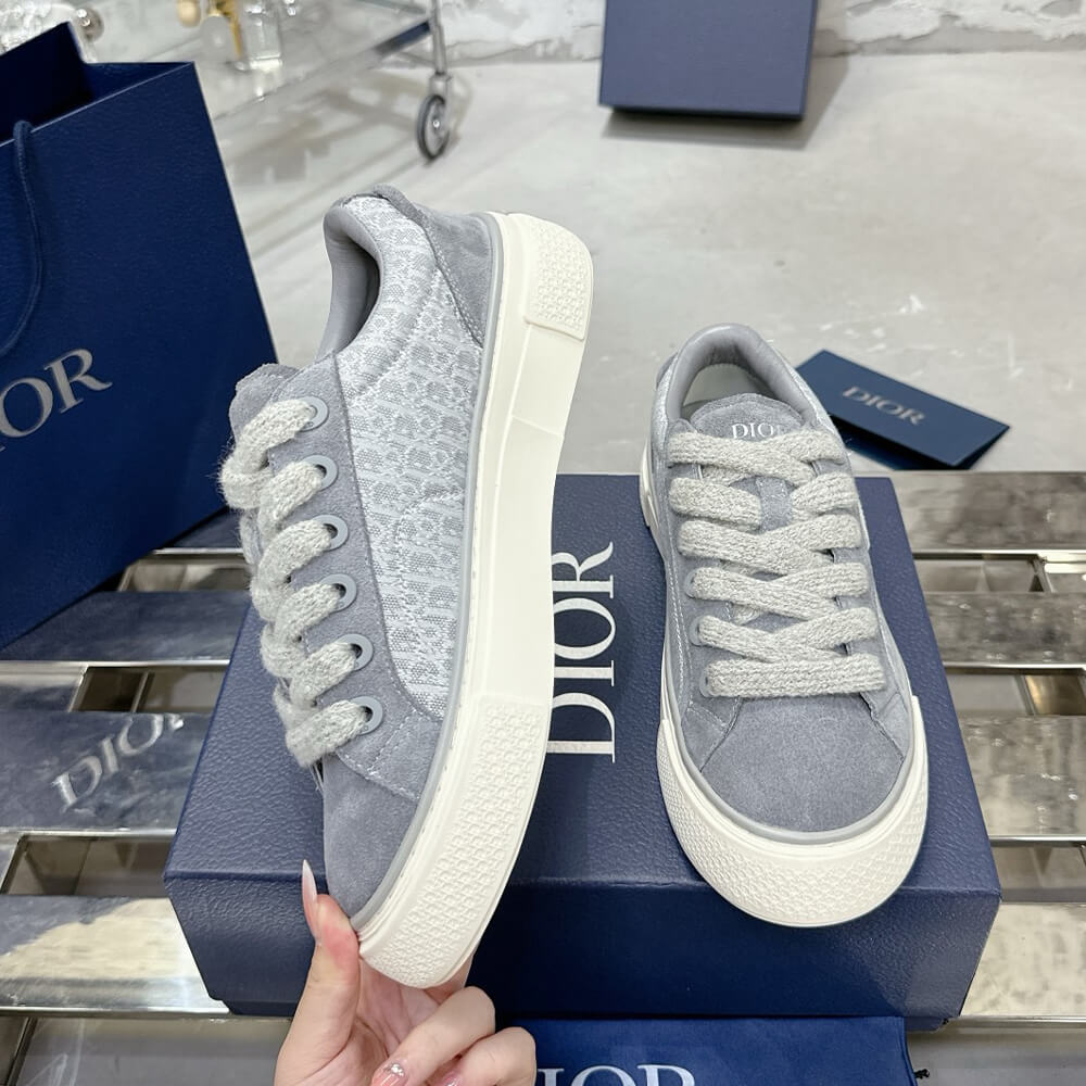 D*or b33 sneaker