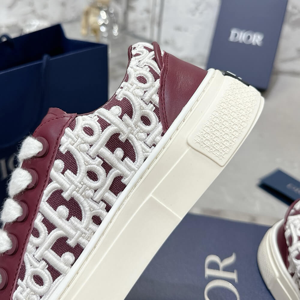 D*or b33 sneaker